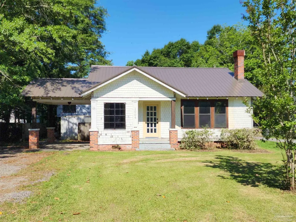 1004 S Pensacola Ave