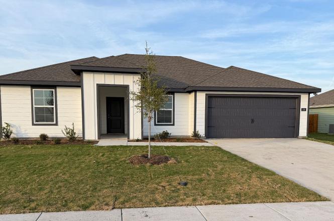 308 American Elm Dr