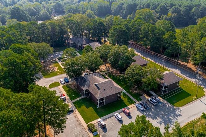 1810 Bishop Rd