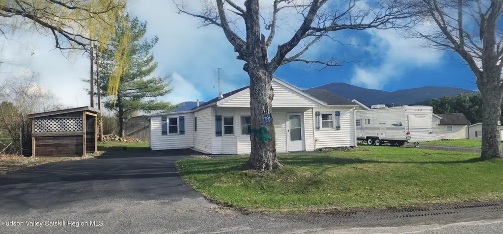 231 Stone Bridge Rd