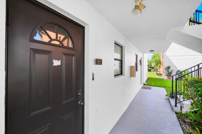 516 Osprey Dr