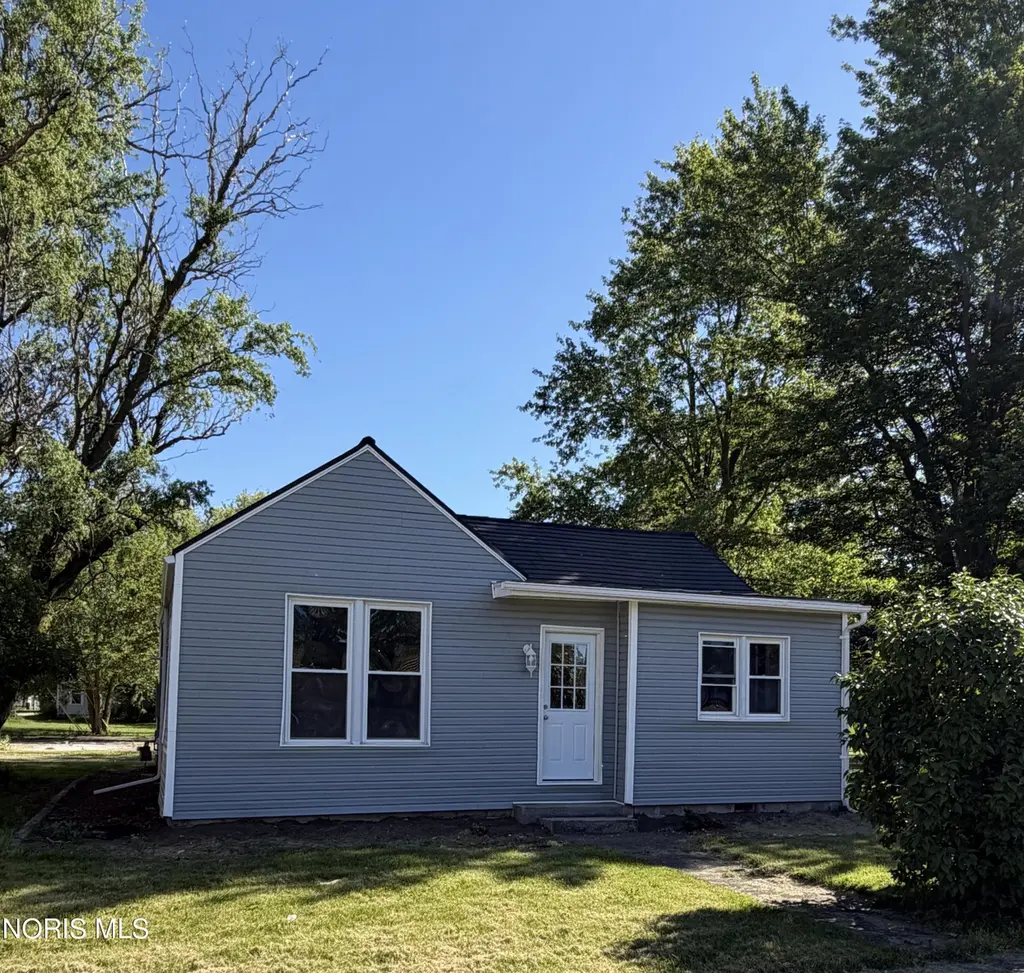 416 Railway Ave