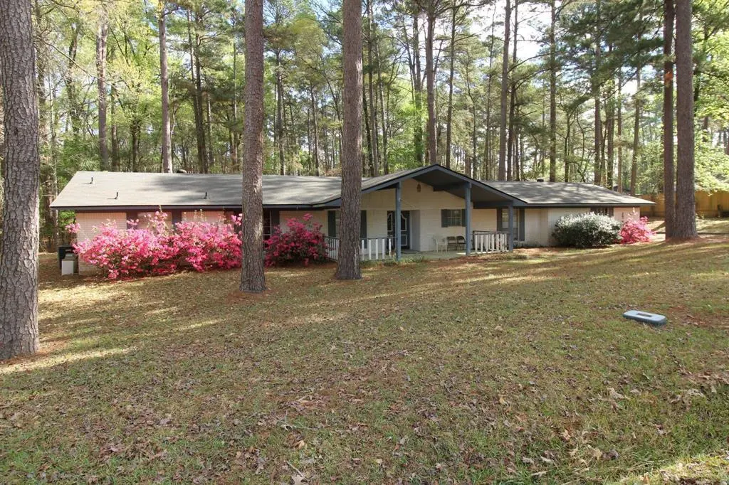 603 Pine Cone Dr