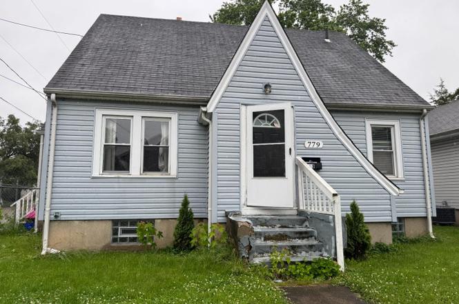 779 Symmes Ave
