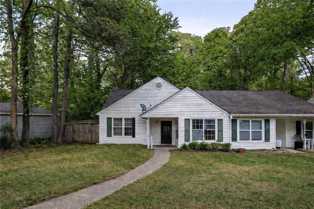 5144 Hill Farm Dr NE