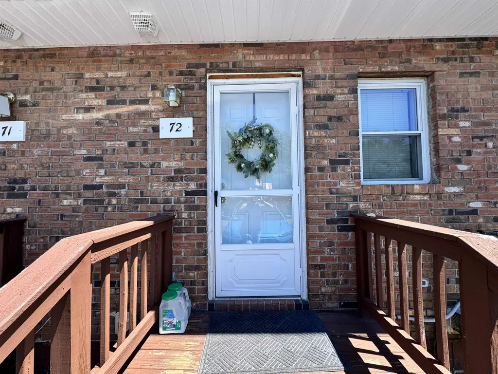 220 Mascoma St #72