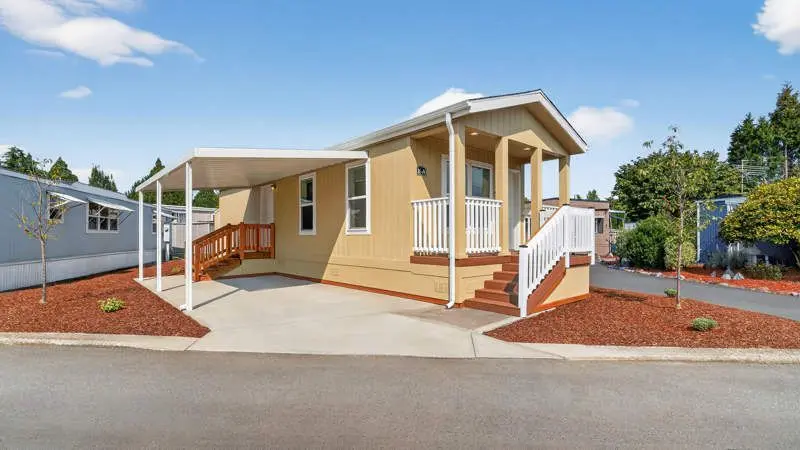 2200 Lancaster Dr SE Unit 16A