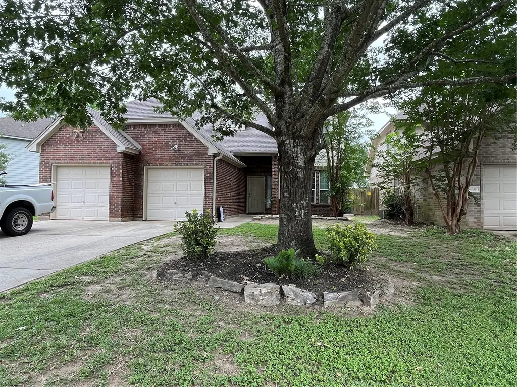 993 Oak Glen Dr