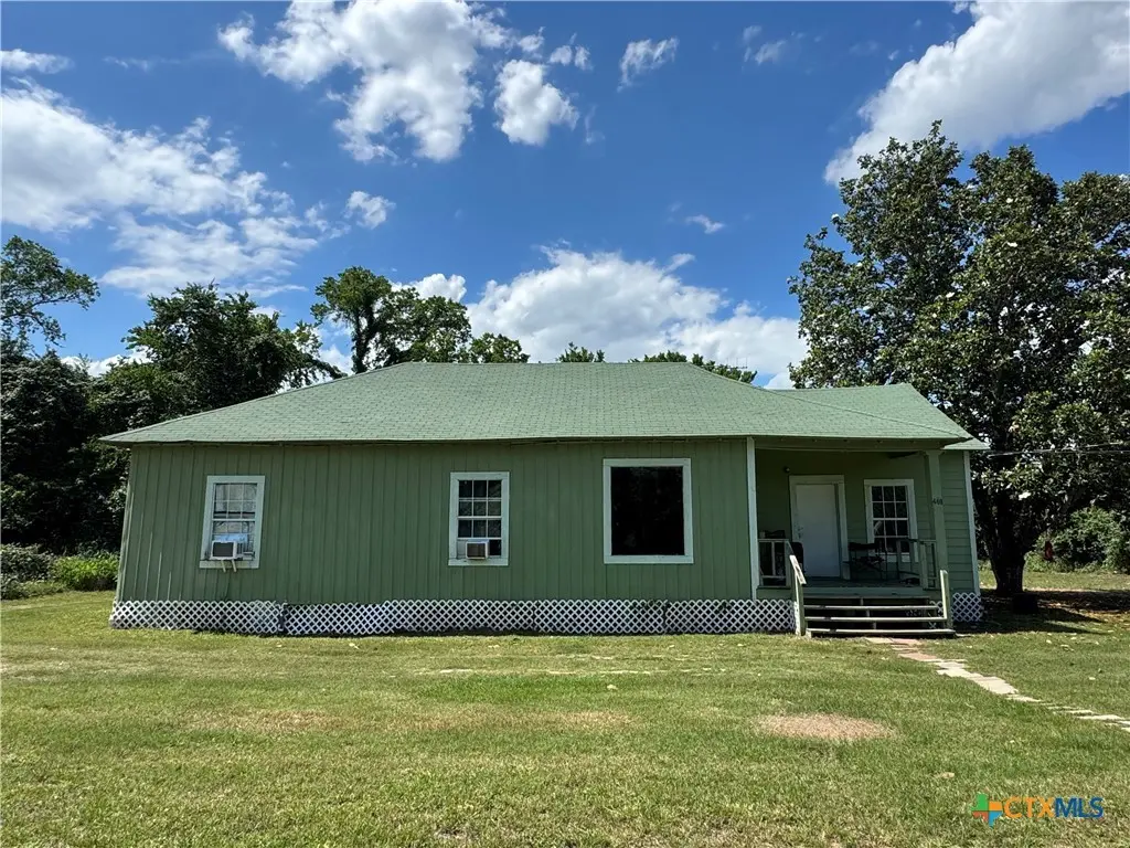 400 Grimes St