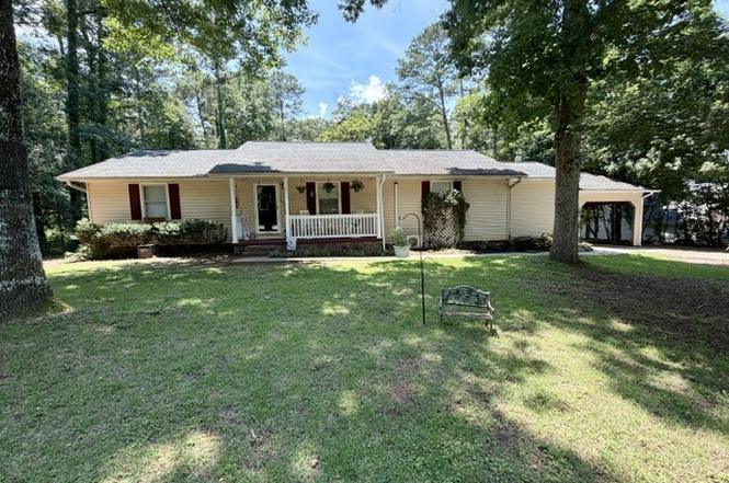 25 Falcon Cir