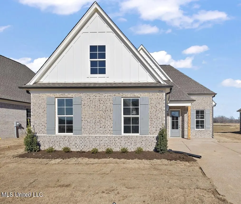 842 Coahoma Ct