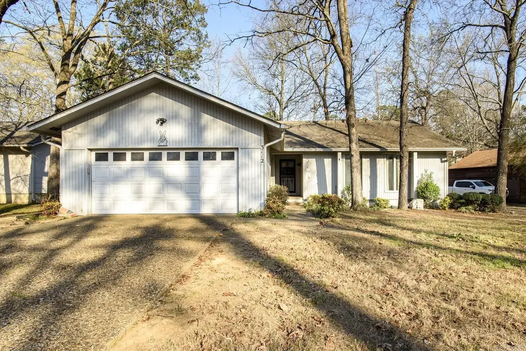 3112 Valley Park Dr