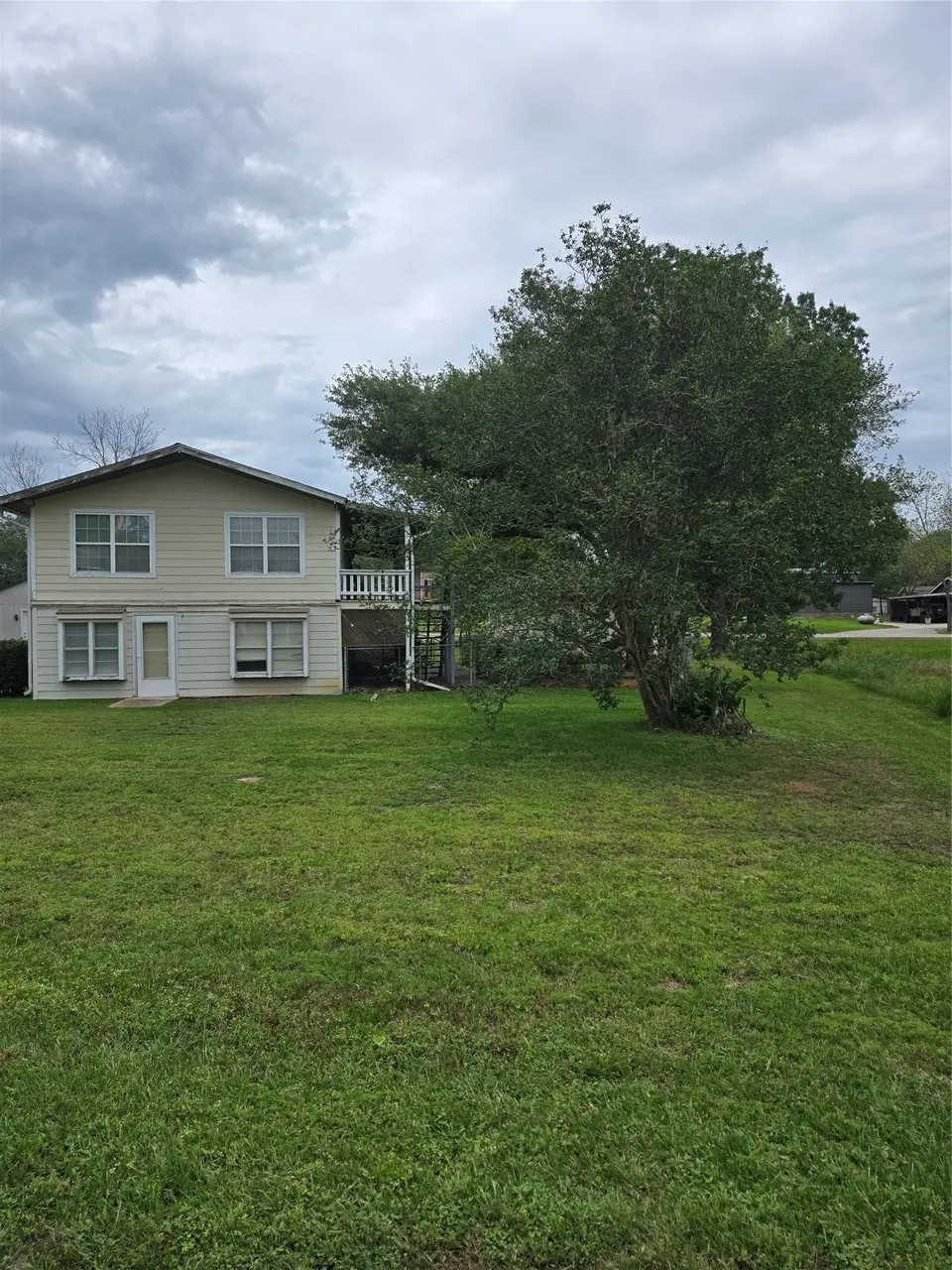 212 Water Ridge Dr