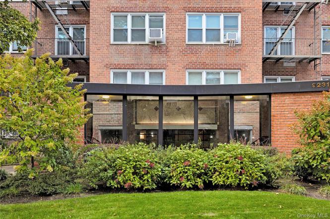 92-31 57th Ave Unit 4M