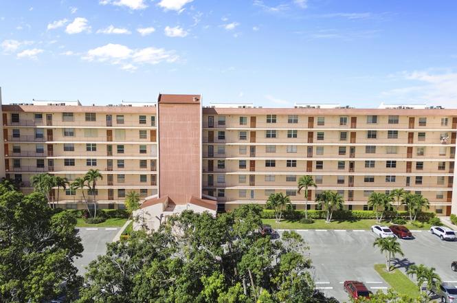 14671 Bonaire Blvd #404