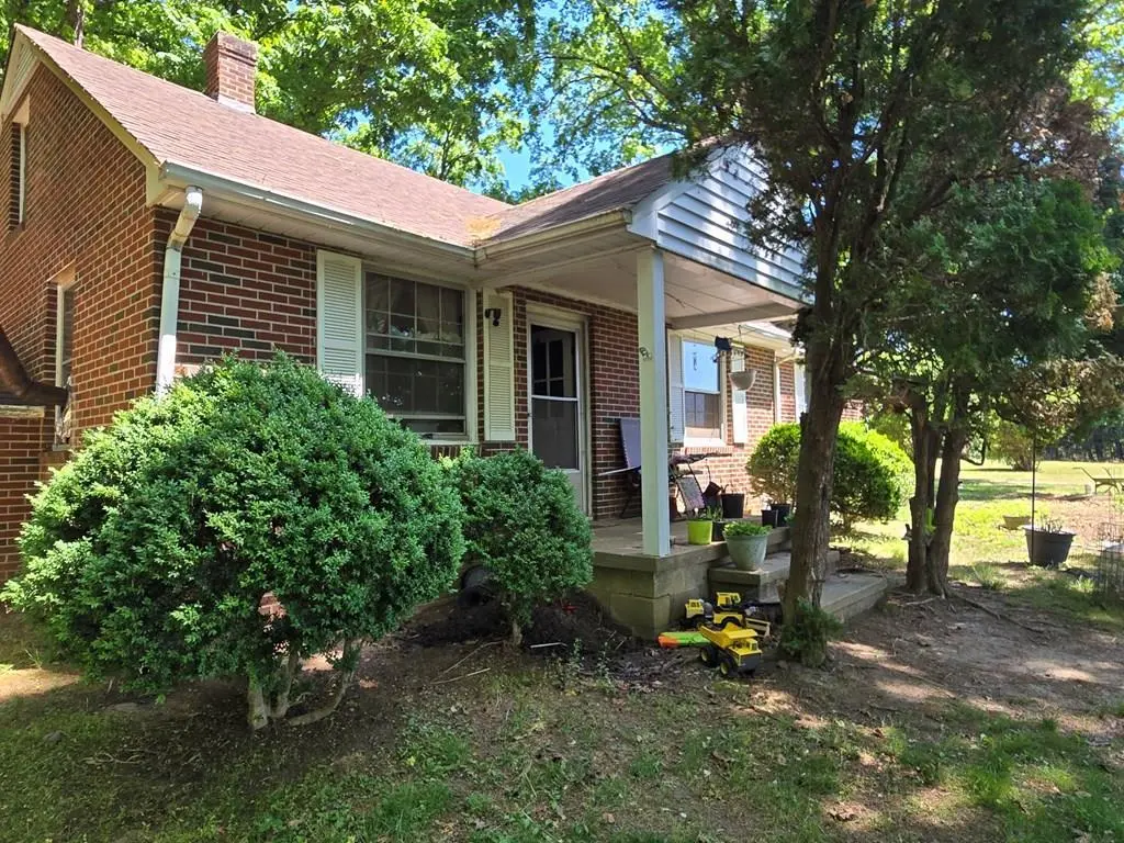 586 Hardtimes Rd