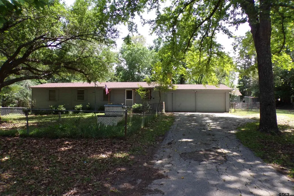 13946 E Hwy 31 E