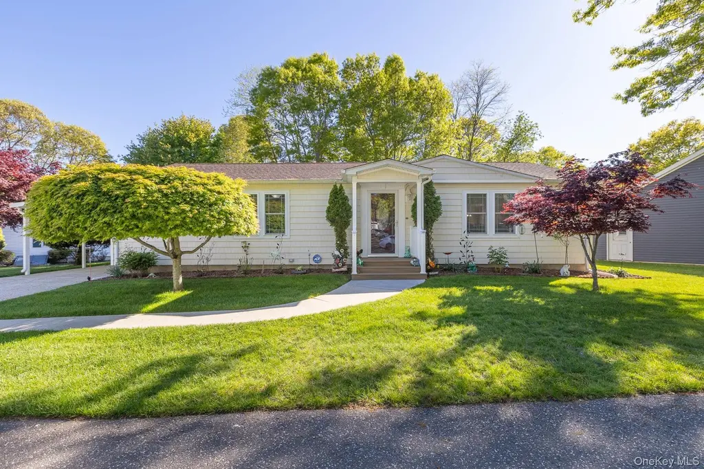 1407 Middle Rd #83