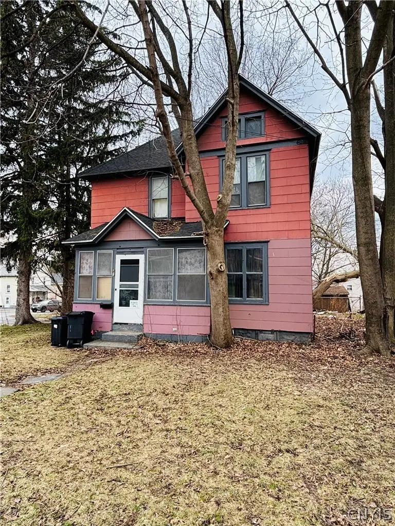 43 Grant Ave