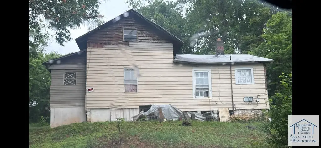 269 Pine St