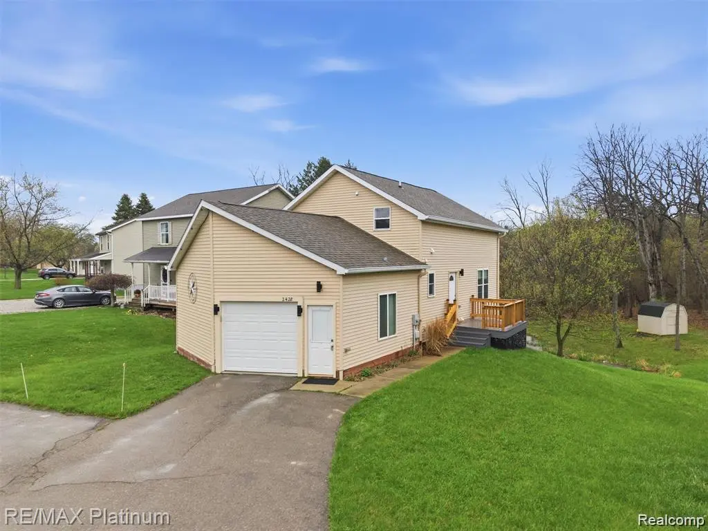 2428 Fisher Rd