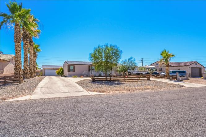 5881 S Gazelle Dr