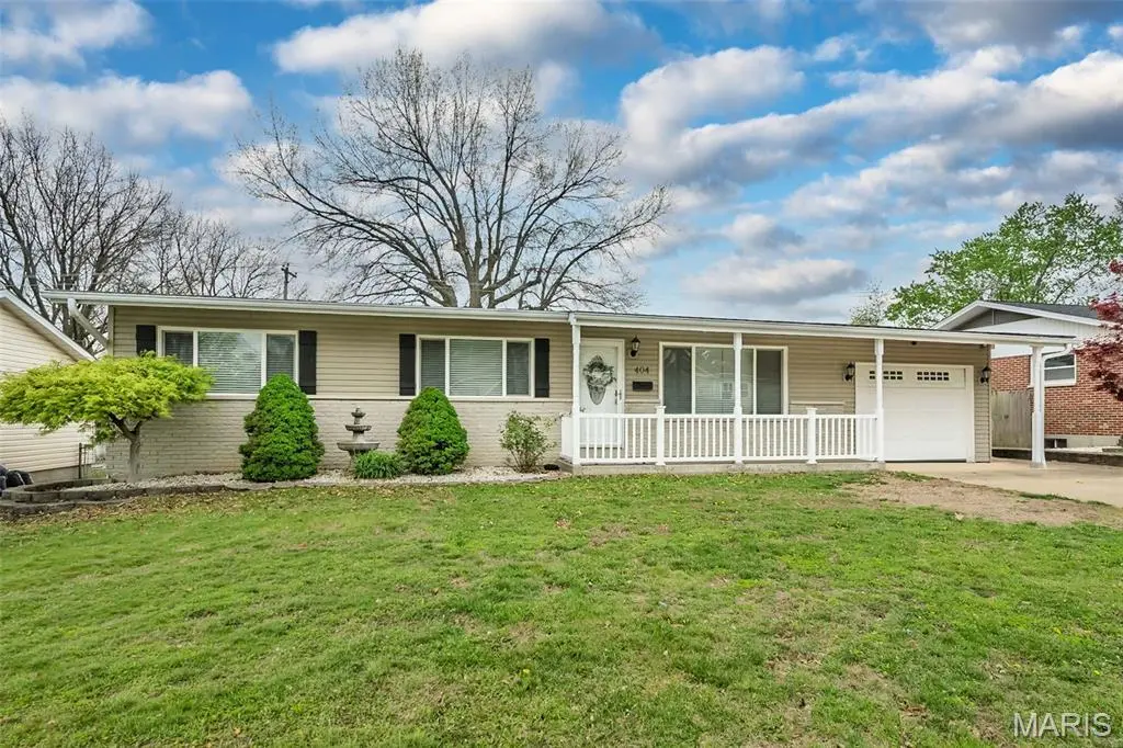 404 Elmwood Dr