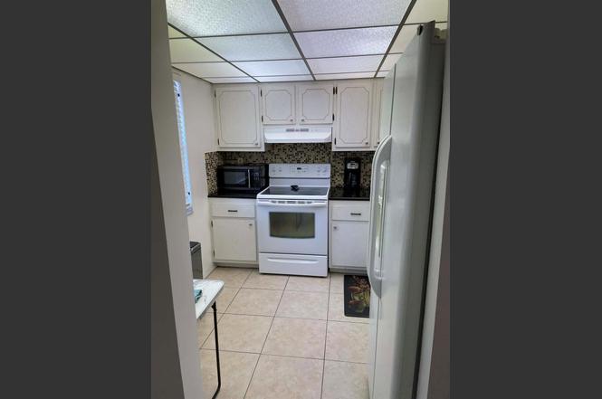 4899 NW 26th Ct #453