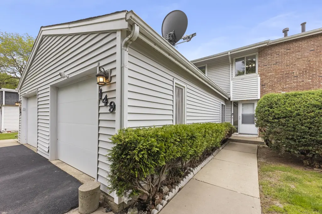 149 Thomas Rd