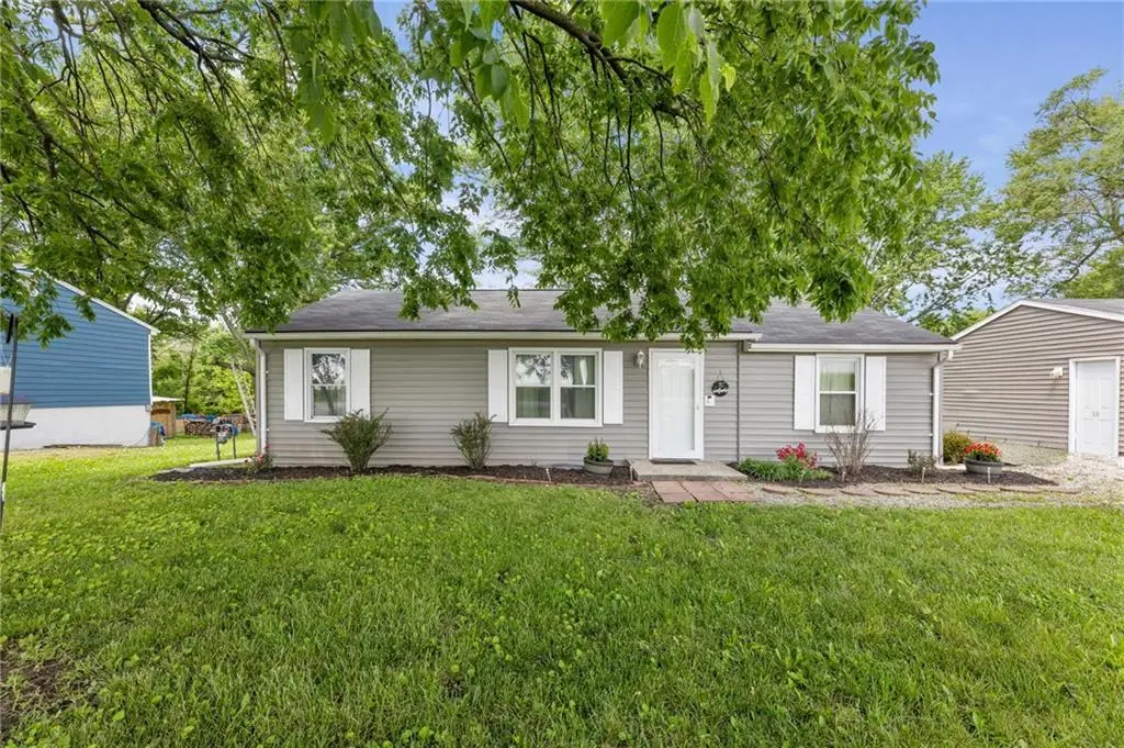 18710 S Mullen Dr