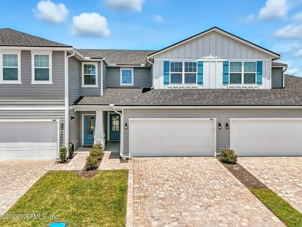 698 Cherry Elm Dr