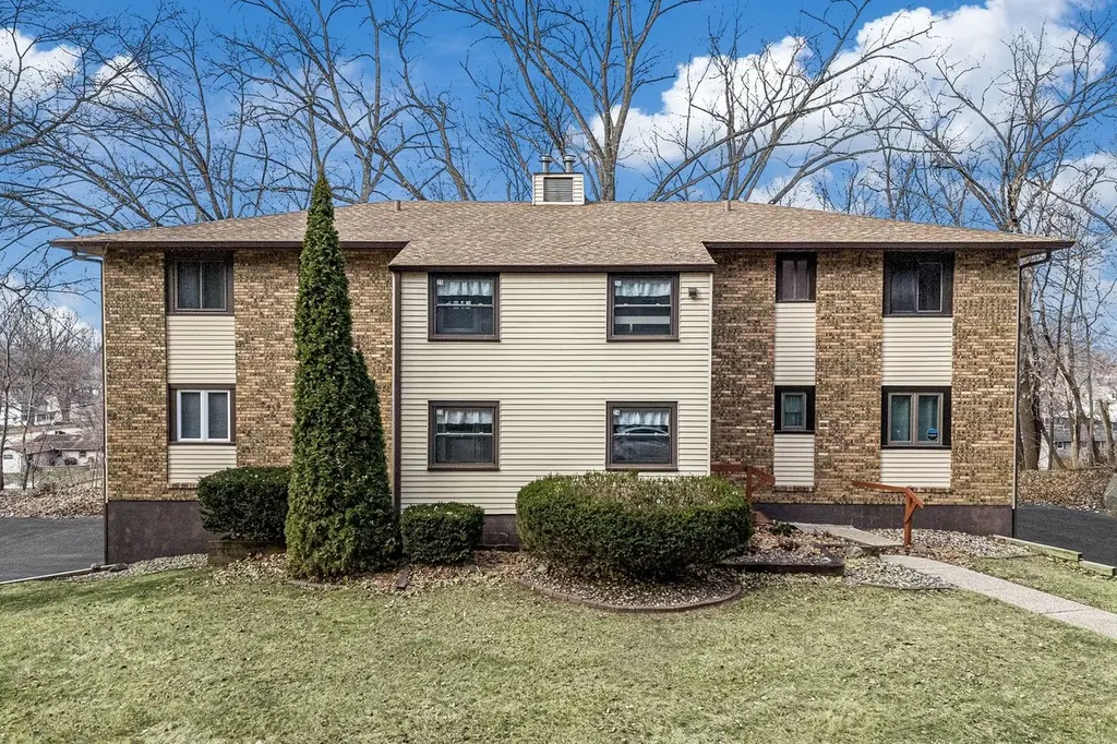 25 Cherry Hill Ct
