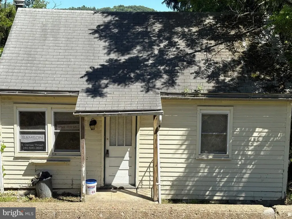 416 Poplar St