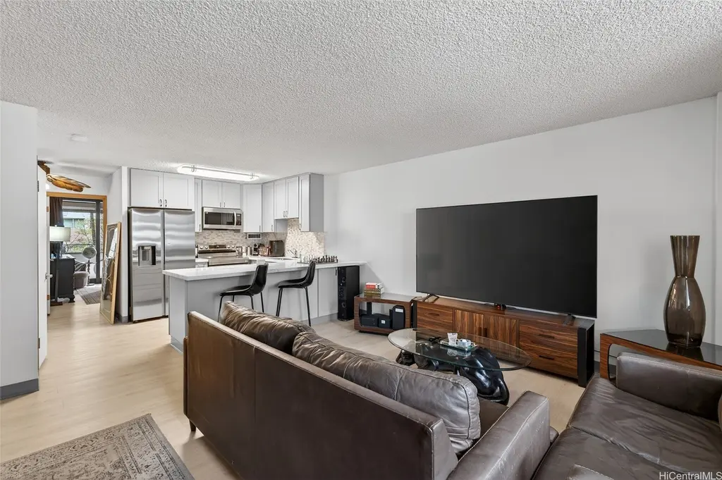 1720 Ala Moana Blvd Unit 407A
