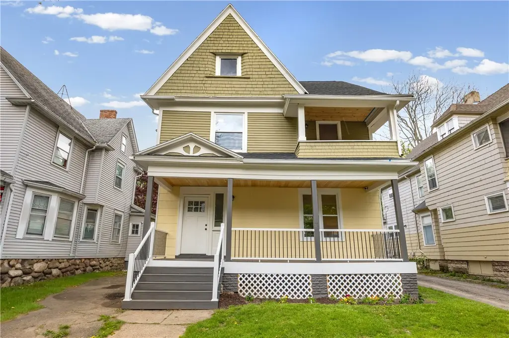 276 Parsells Ave