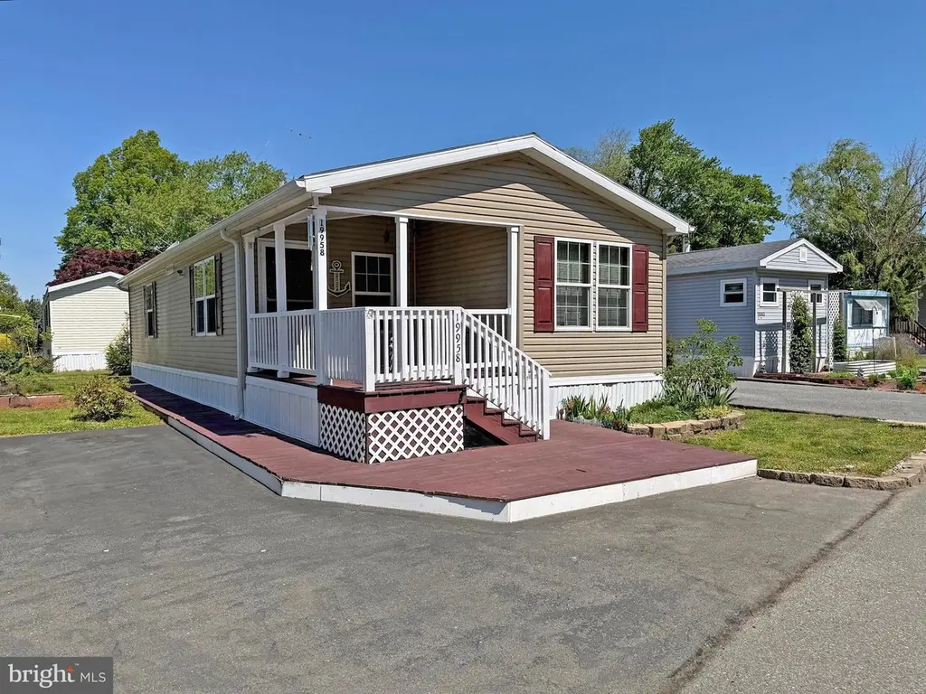 19958 Dodd Ave Unit G-18