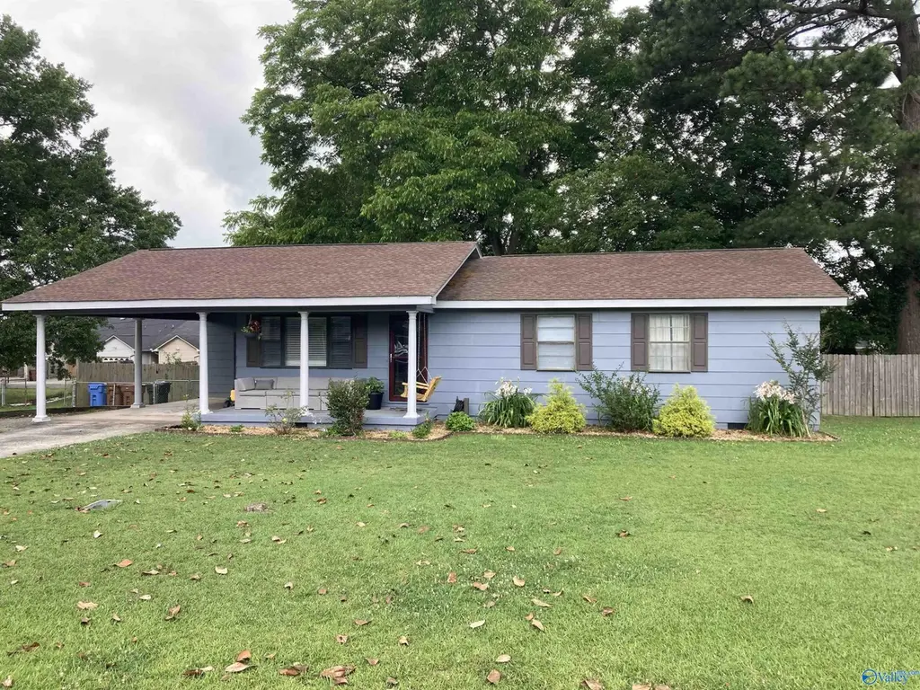 1311 SW Elizabeth Dr SW