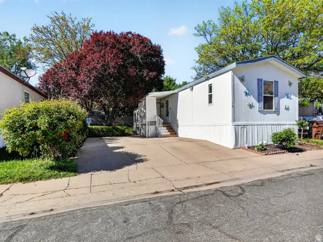 1450 N Washington Blvd Blvd #16