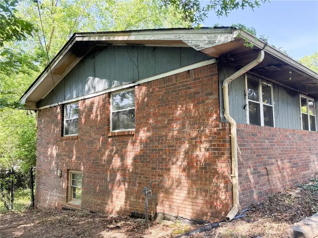 3606 Sullivan Dr