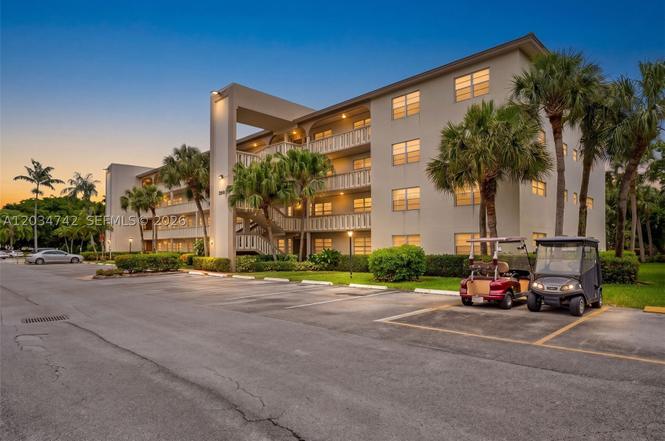 2401 Antigua Cir Unit E3
