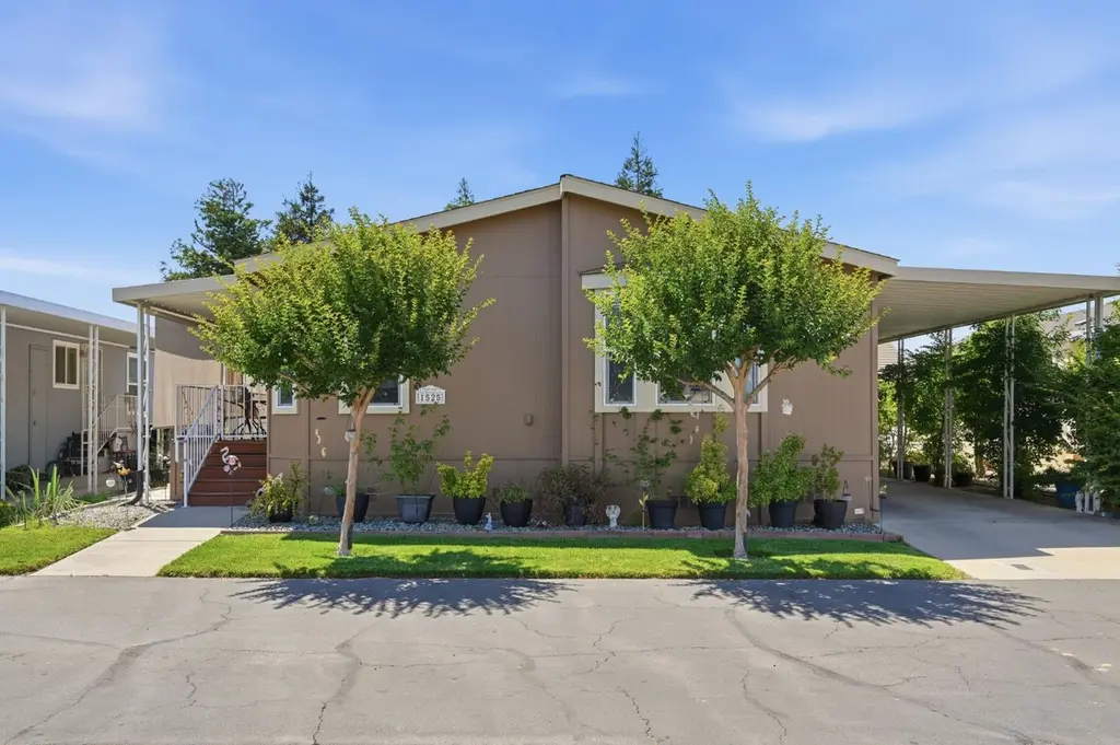1525 Duke #51