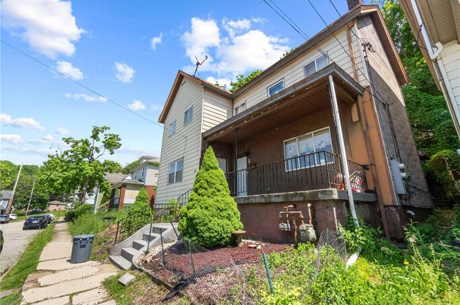 344 Plum St