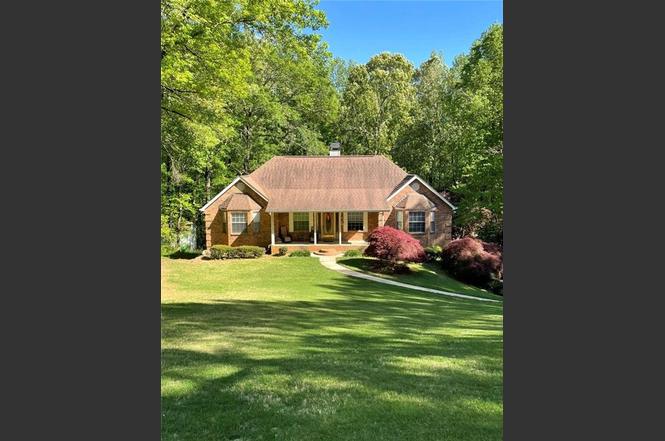 145 Gill Ln