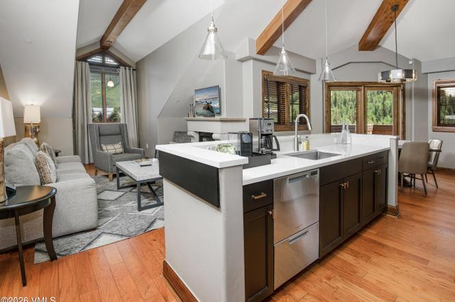 16 Vail Rd #406