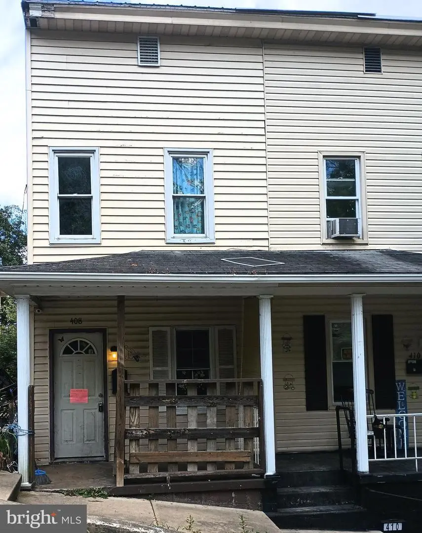 408 Chestnut St