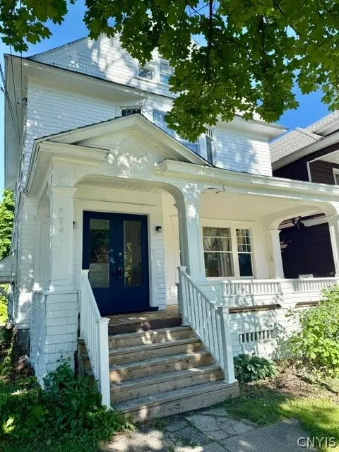 874 Ackerman Ave