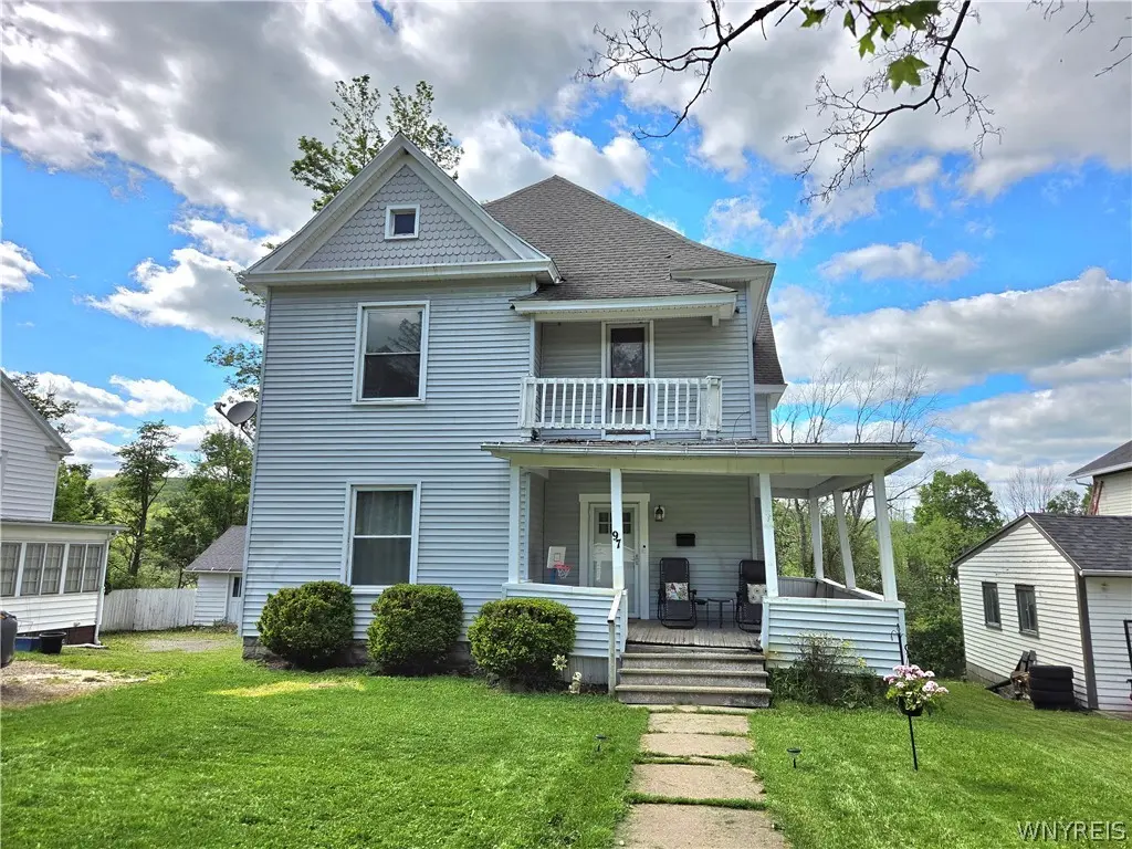 97 W Main St