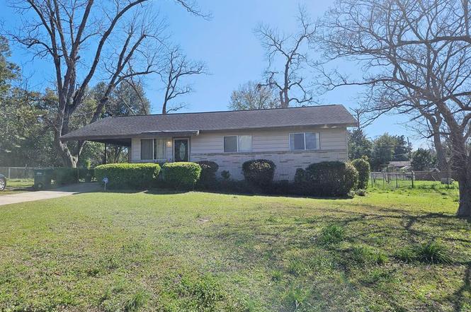 1812 W Highland Ave