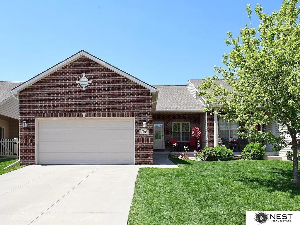 7615 Greycliff Dr