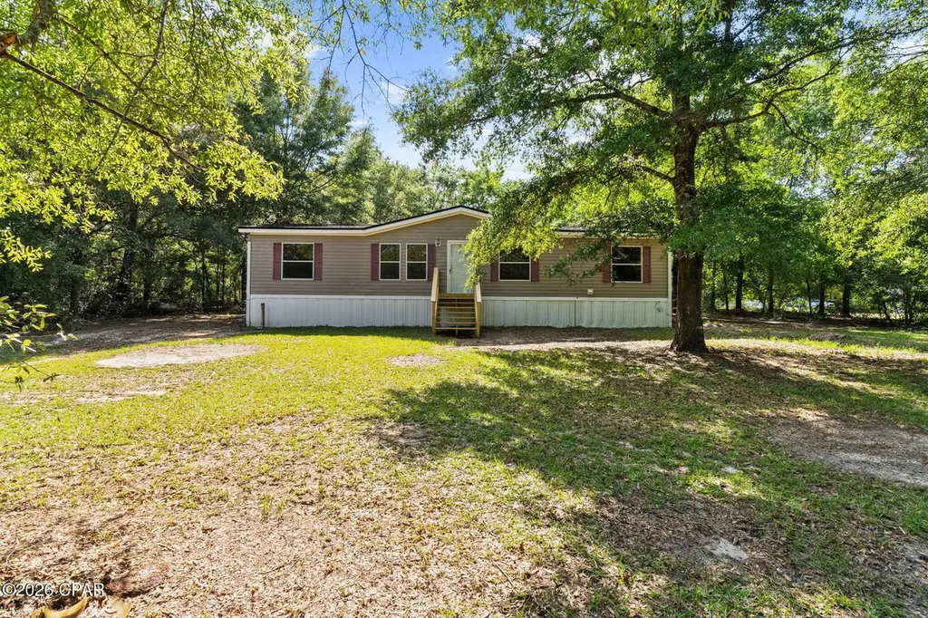 135 N Verdi Ln